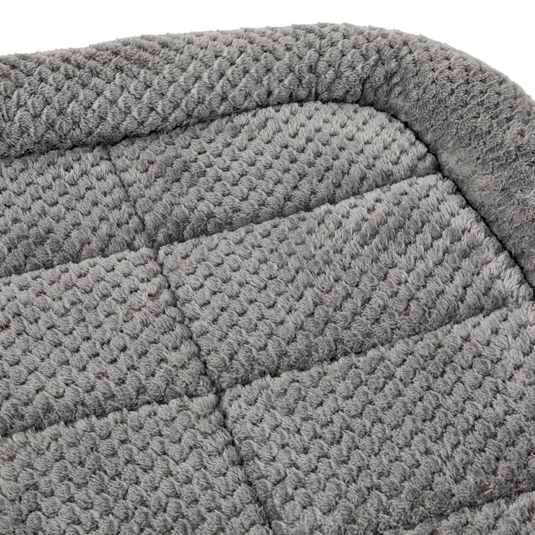 Vibrant Life Cozy Luxe Plush Dog Bed – Gray
